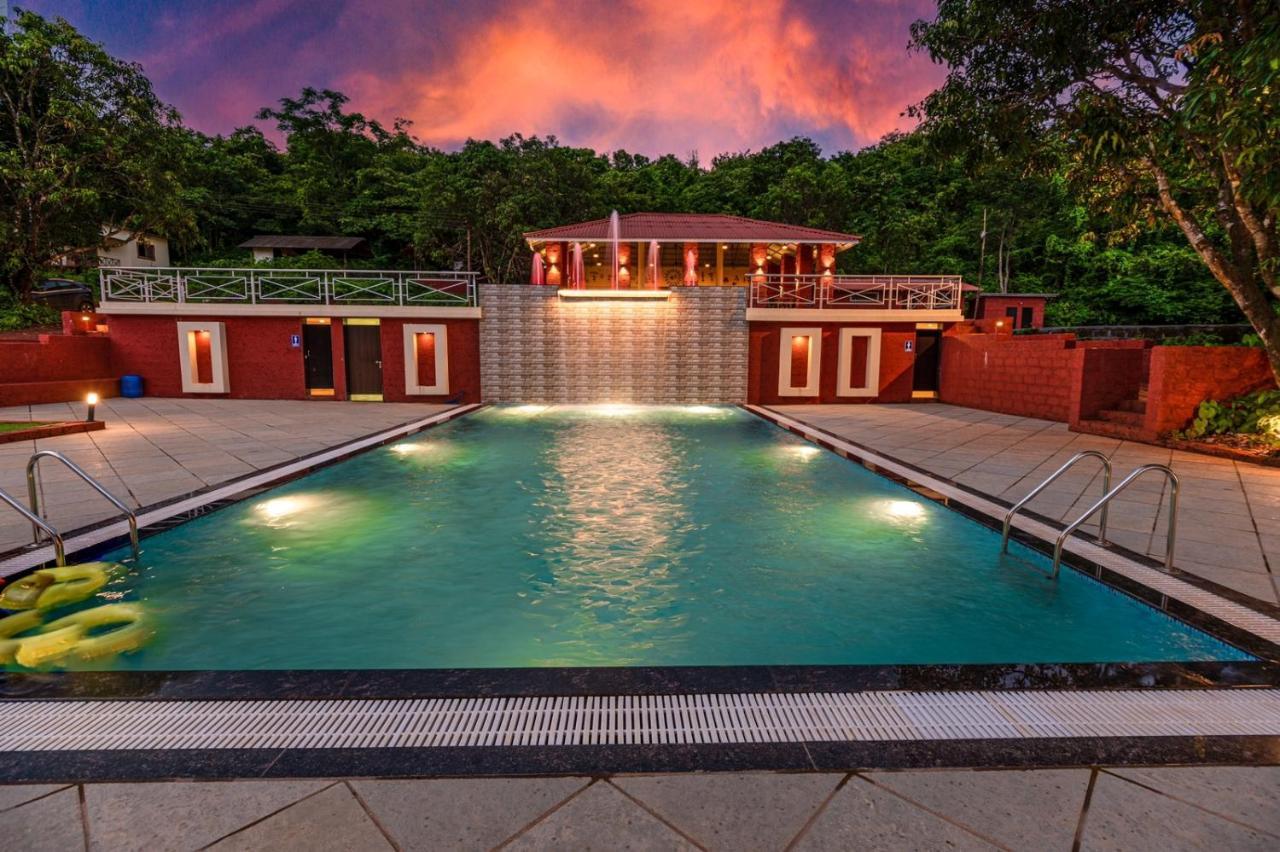 Chinar Woods Resort ดาโปลี ภายนอก รูปภาพ